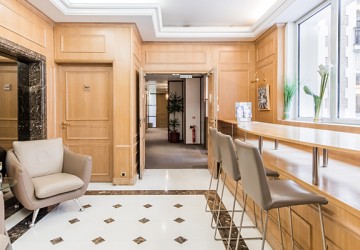 adresse commerciale sur les champs elysees